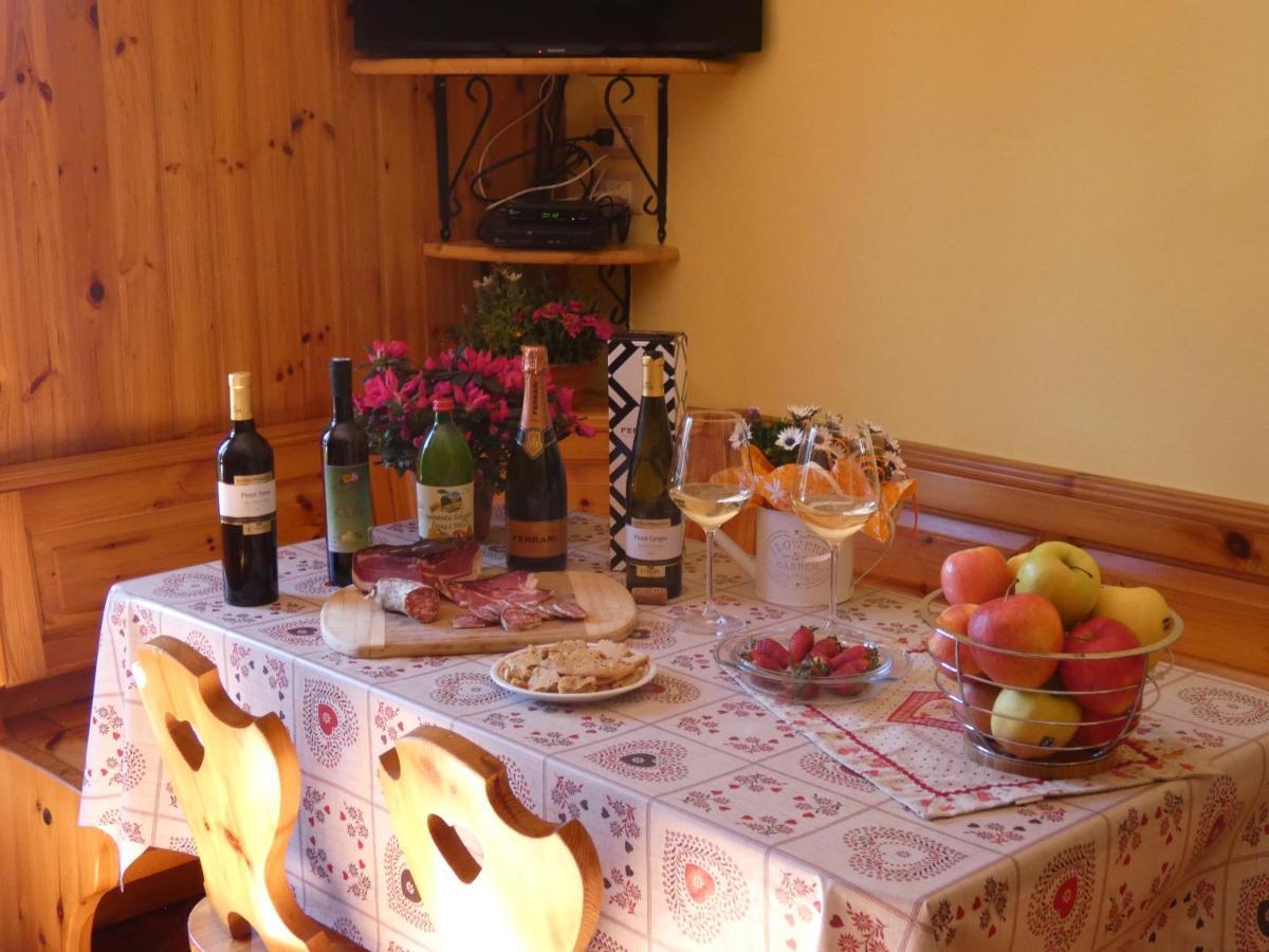 Baita Figliezzi Castello Tesino Luaran gambar
