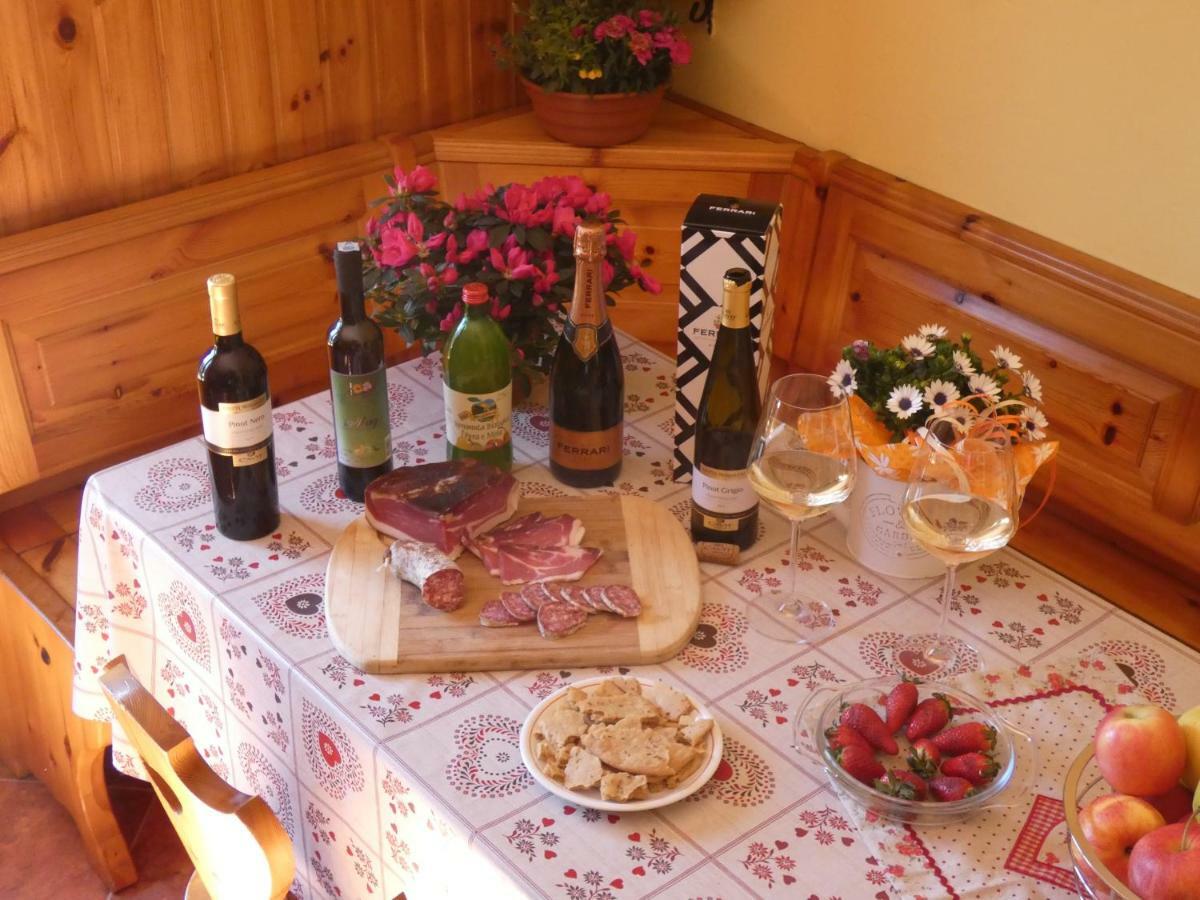 Baita Figliezzi Castello Tesino Luaran gambar